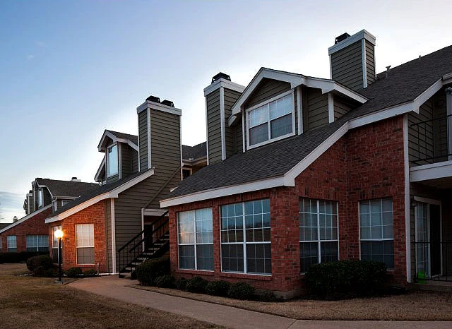 🌆 Second Chance Leasing in Irving / Las Colinas | 2-Bedroom Apartments with Hot Tub & Dog Park Near Ranchview High