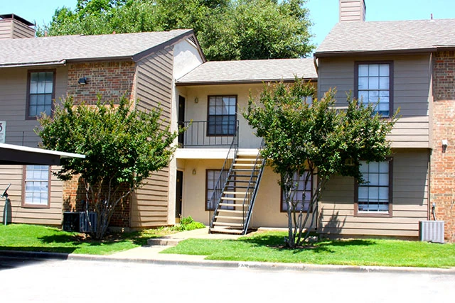 Second Chance Leasing Lewisville, TX – 1 Bedroom from $1,385 (Pool + Premium Interiors)