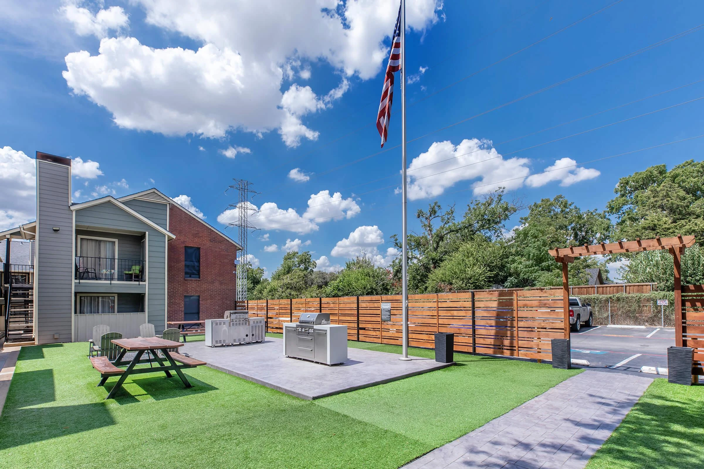 Second Chance Leasing Northwest Dallas – 1 Bedroom from $1,200 (Washer/Dryer + Dog Park)