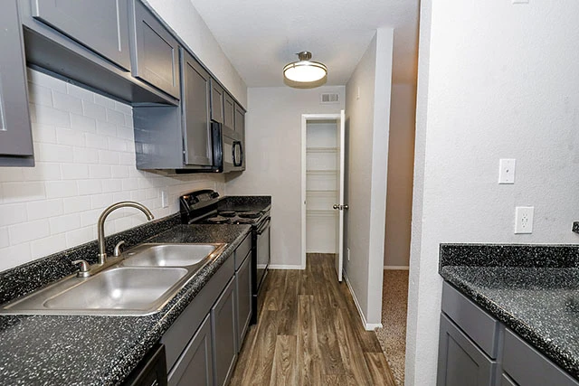 Second Chance Leasing Northeast Dallas – 1 Bedroom from $769 (3 Pools + Dog Park)