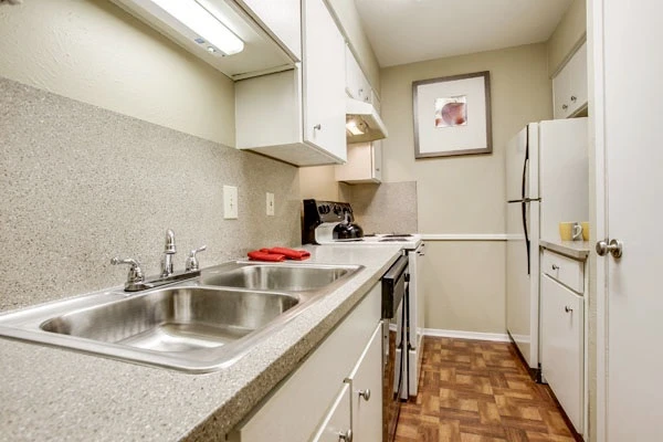 Second Chance Leasing North Dallas – 1 Bedroom from $1,075 (Fitness Center + Pool)