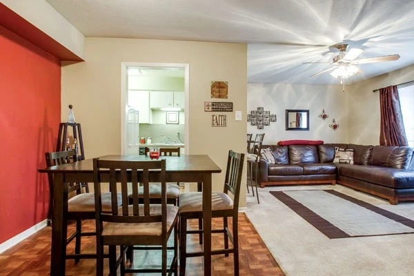 🏙️ North Dallas Second Chance Leasing | 2-Bedroom Apartments with Fireplaces & Premium Appliances Near Hillcrest High