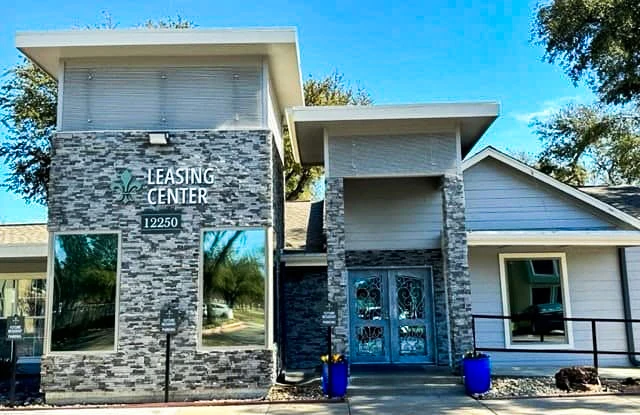 ⭐ Second Chance Leasing Northeast Dallas | 2 Bedroom $1,349–$1,520 • W/D Connections • Walk‑In Closets