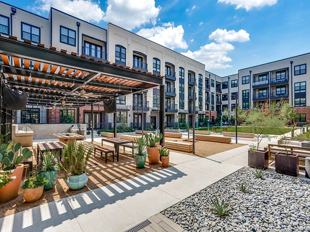 ⭐ Second Chance Leasing Irving / Las Colinas | 2 Bedroom $2,175–$2,974 • W/D Included • Luxury Amenities