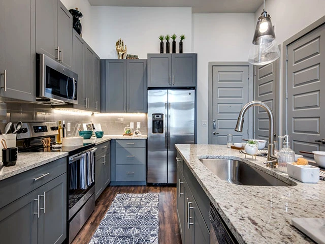 Frisco Second Chance Leasing – 2 Bedroom from $2,198 (2 Pools + Parking Garage)