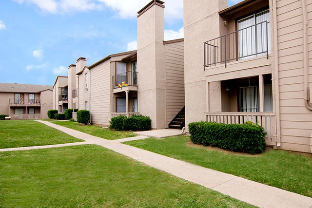 ⭐ Second Chance Leasing Lewisville, TX | 1 Bedroom $1,230–$1,285 • W/D Connections • Walk‑In Closets