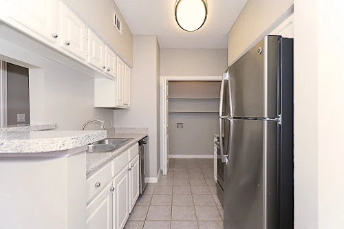 🌳 Second Chance Leasing in Oak Cliff, Dallas: A Fresh Start in a Neighborhood with Soul