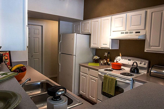 Second Chance Leasing South Fort Worth / Benbrook — 3 Bedroom | From $1,820 • Townhome • Picnic Area