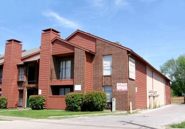 Second Chance Leasing Northeast Dallas (Near Garland) — 1 Bedroom | From $925 • Move-In Special • Dog Park