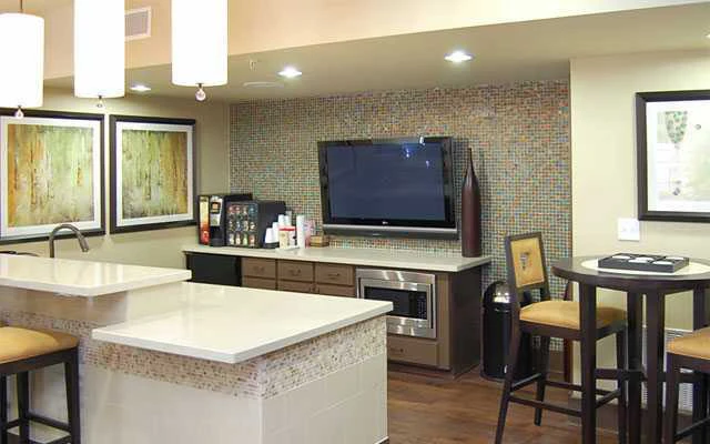 ⭐ Second Chance Leasing Farmers Branch | 3 Bedroom $2,653 • 1,518 sq ft • W/D Connections + Machines