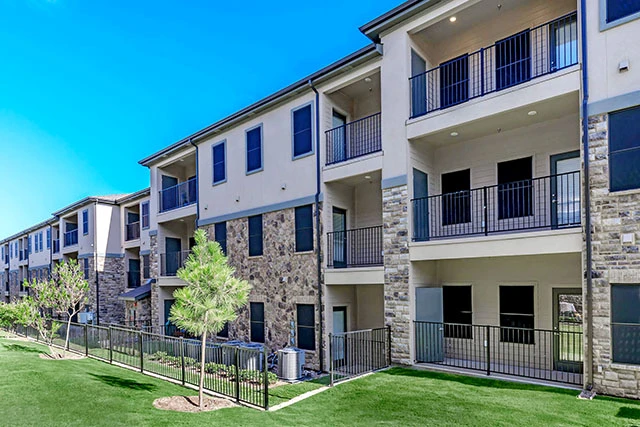 Second Chance Leasing Grand Prairie — 1 Bedroom | From $1,295 • 4–6 Weeks Free • Gated