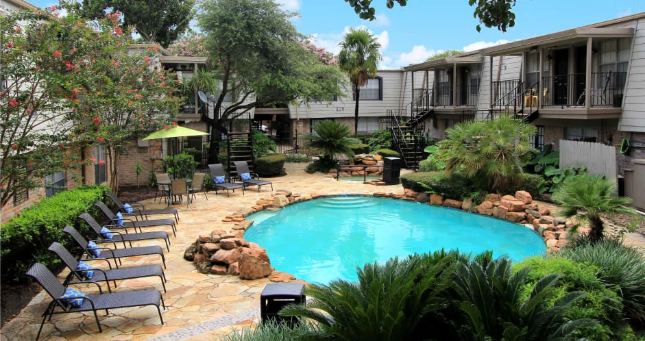  Beautiful Galleria/Uptown Houston Second chance leasing apartment 