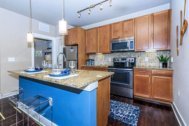 ⭐ Second Chance Leasing Lewisville | 2x2 • $1,582–$2,268 • 1,165–1,312 sq ft • Full W/D Connections