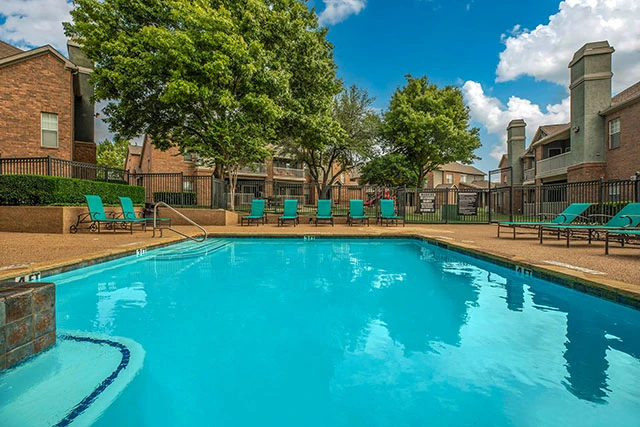 Second Chance Leasing Richardson TX – 1 Bedroom From $1,239 | Crown Molding + Paws Park