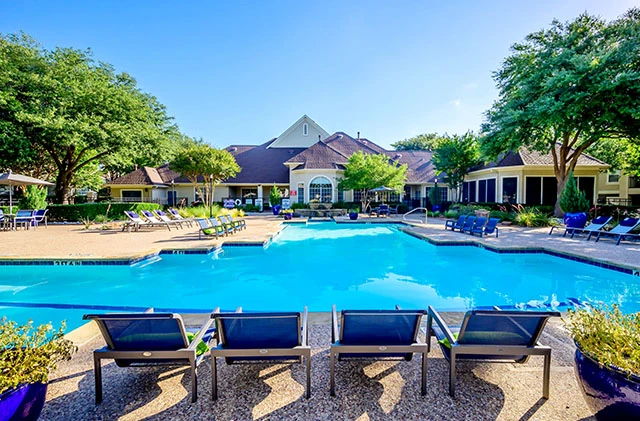 Second Chance Leasing Plano TX (West Plano) – 1 Bedroom Starting at $1,323 | 2 Pools + Fireplaces 3-17-2026