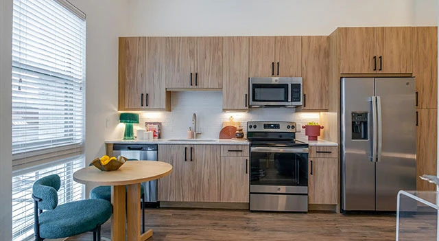 🎯 Second Chance Leasing in Downtown Fort Worth – Where Western Charm Meets Modern Living