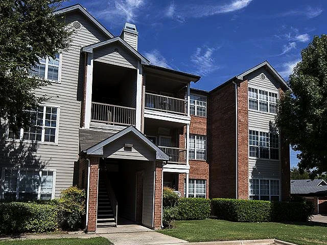 NORTH DALLAS SECOND CHANCE LEASING 2-BEDROOM APARTMENTS FROM $1,360 | PLANO ISD, TOWNHOMES, 3 POOLS & 2 MONTHS FREE — EVICTIONS & BANKRUPTCIES CONSIDERED!