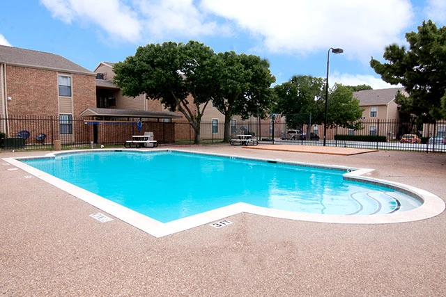    10 Common Mistakes Dallas Renters Make When Apartment Hunting with Bad Credit