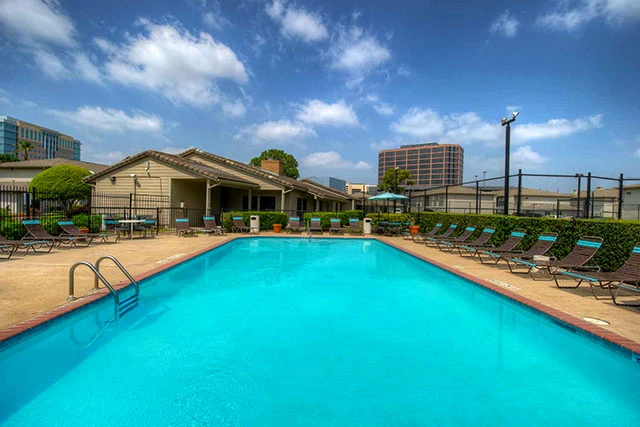 How to Rent an Apartment After a Broken Lease in Houston: Your Complete 2025 Guide