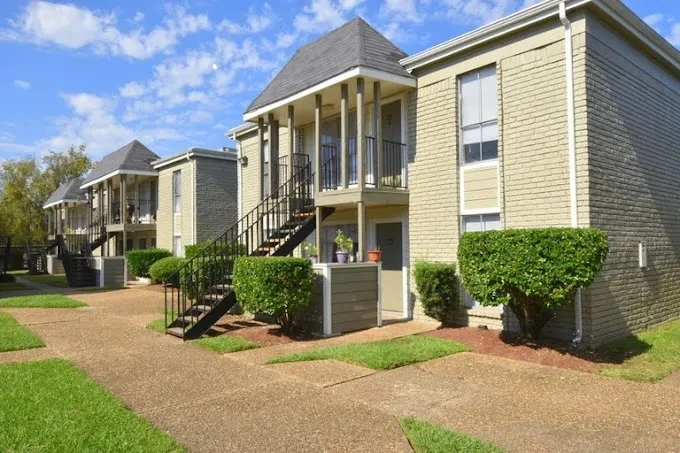 Humble, TX Second Chance Apartments — 2 Bed from $1,149+/mo