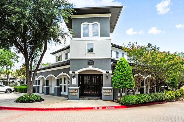 Euless, TX Second Chance Apartments — 1 Bedroom from $1,184+/mo