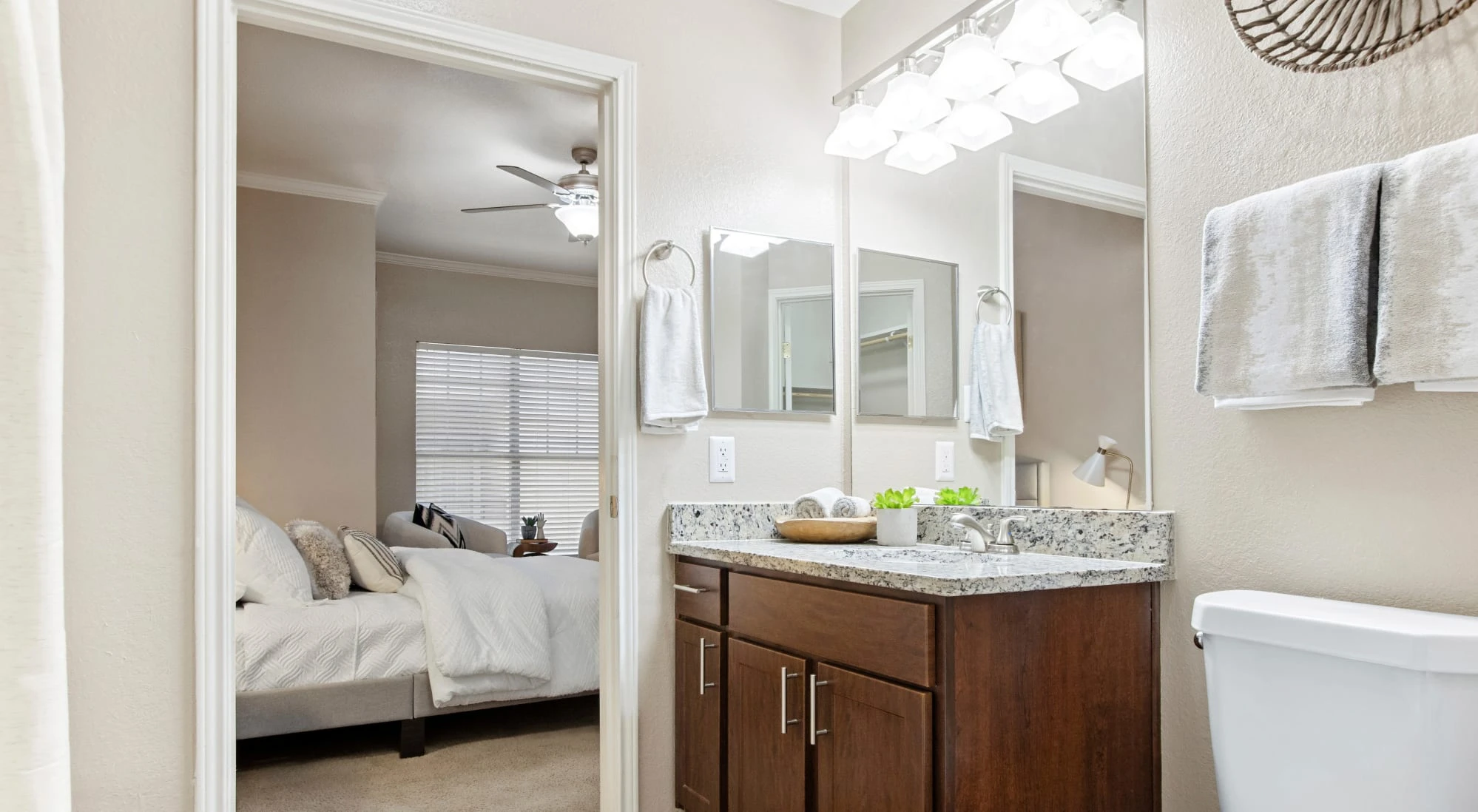 Far North Dallas Second Chance Apartments — 2 Bedroom Homes from $1,563