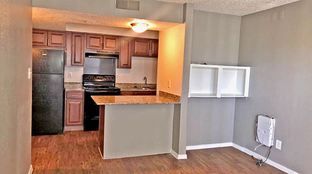 3BR Apartments from $1,910 — Lewisville Second Chance Leasing near The Colony