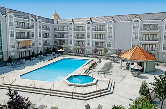 Farmers Branch Second Chance Apartments — 1 Bedroom from $1,347 • Elevators + Parking Garage