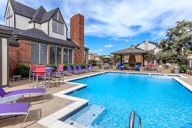 West Plano 2-Bedroom Apartments for Second-Chance Renters — From $1,590/mo w/dishwasher, disposal, fireplace