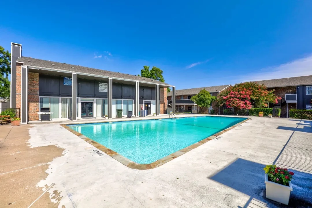 North Dallas / Addison Second-Chance Leasing — Walkable to Addison Airport & a quick hop to Galleria Dallas