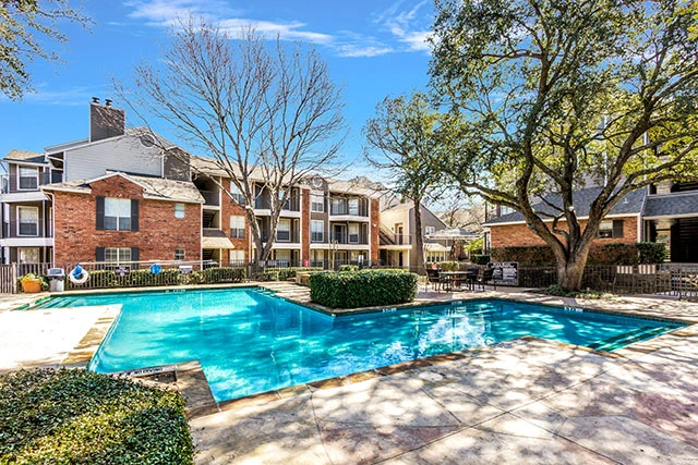 🔥 White Rock/East Dallas 2BR with Fireplace from $1,624: Second Chance Leasing Near Wilson High