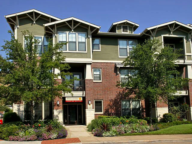 North Central Dallas Second Chance Leasing — 1BR from $1,775 | Attached/Detached Garages + Hot Tub