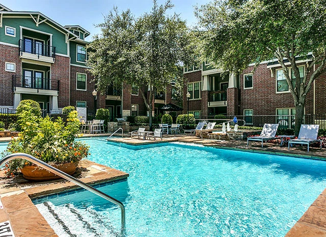 🛁 North Central Dallas 2BR with Garden Tub from $2,421: Second Chance Leasing Near Hillcrest High