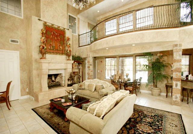 Farmers Branch Second Chance Leasing — 2BR Townhomes from $2,031 | EV Chargers • Hot Tub • Garage Options