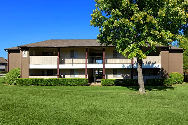 🐾 Carrollton 2BR with Dog Park Access from $1,285: Second Chance Leasing + 1 Month Free