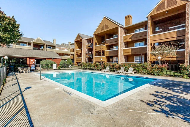 South Arlington (Near Mansfield) Second Chance Leasing — 1BR from $1,001 | 2 Pools • Fitness • W/D Connections