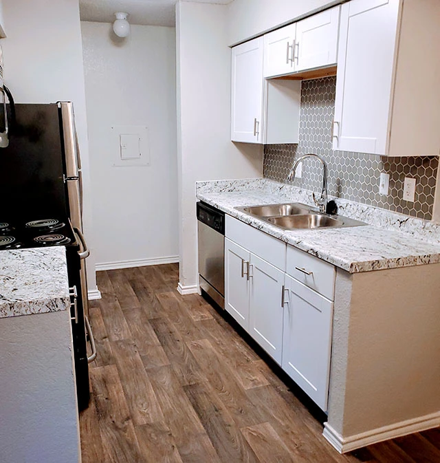 North Dallas Second Chance Leasing — 1BR from $899 | Pool • Hot Tub • In-Home W/D