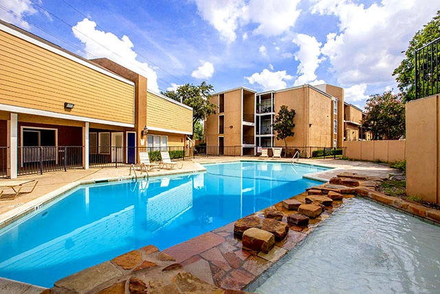 North Dallas / Addison Second chance leasing apartment Broken lease/eviction friendly