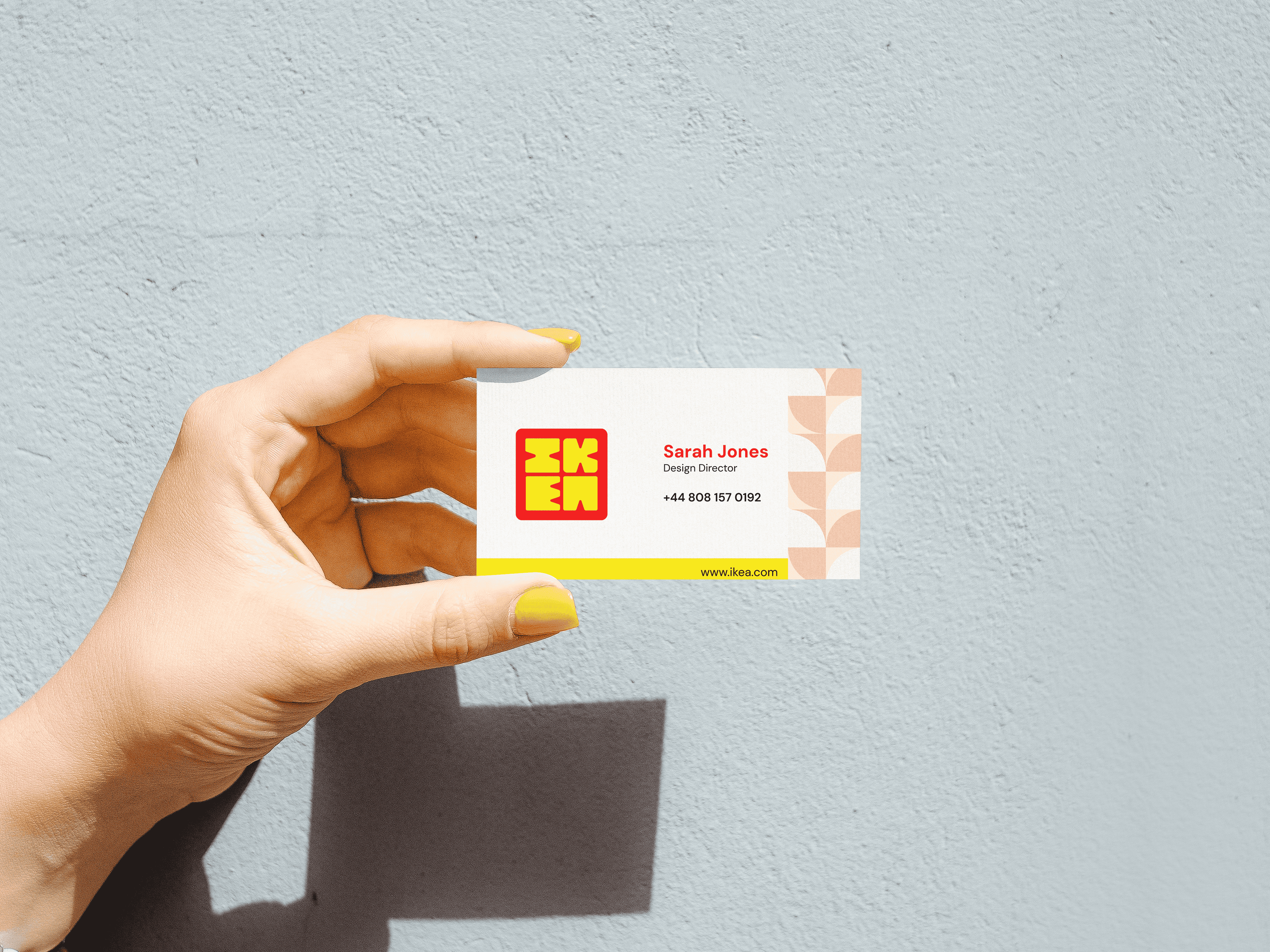 614-business-card-in-women-hand-mockup-17547701837333.png