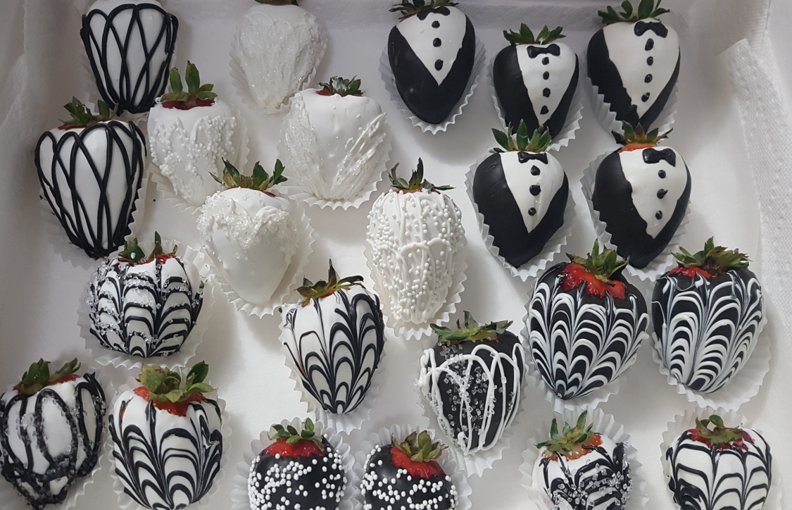 194-dipped-strawberries.png