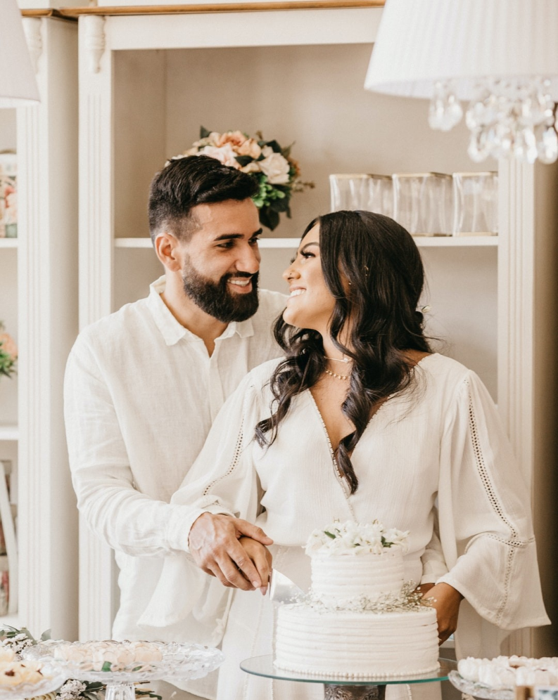 199-bride-and-groom.png