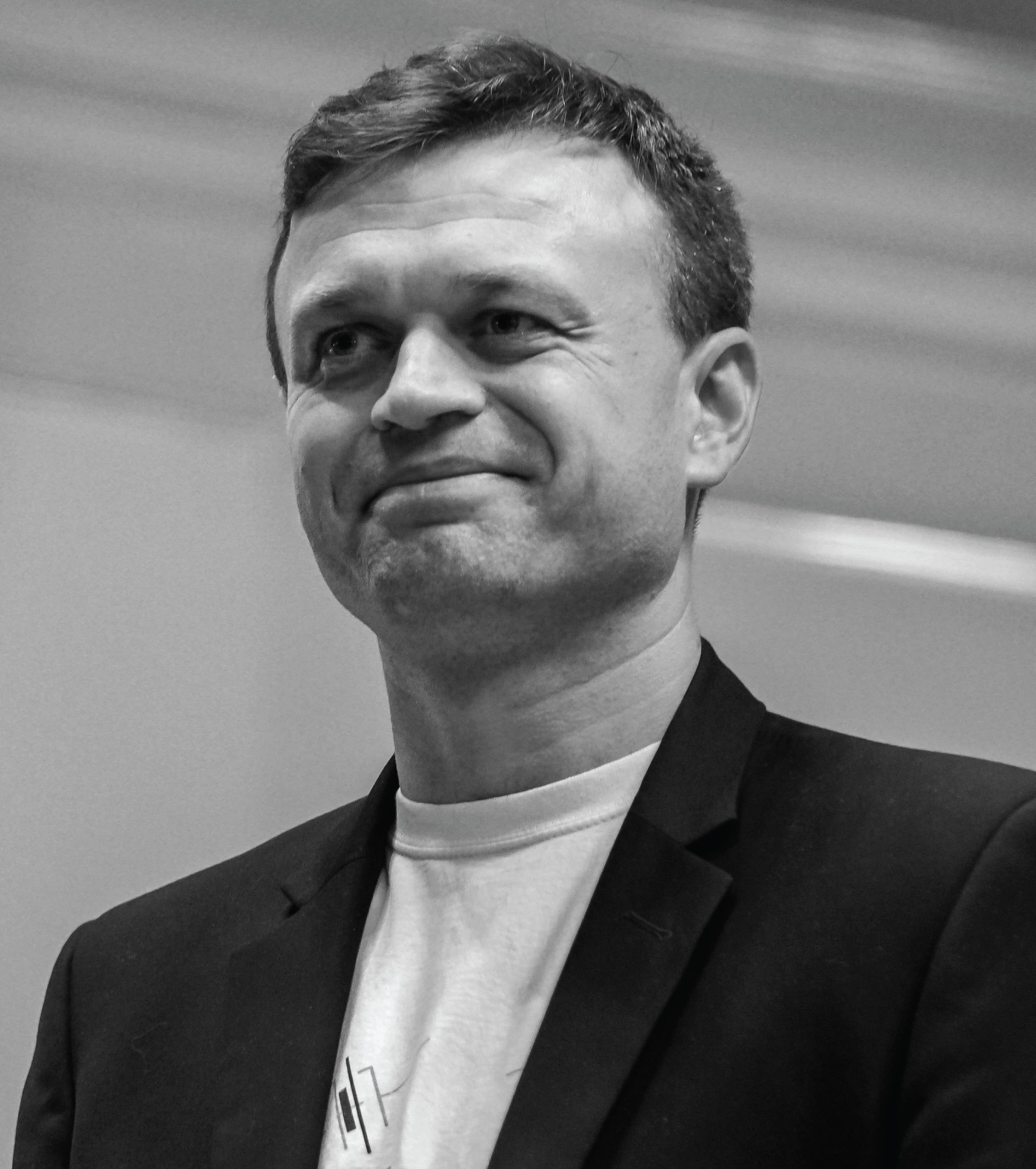 001924217194-viteslav-17277875585596.jpg
