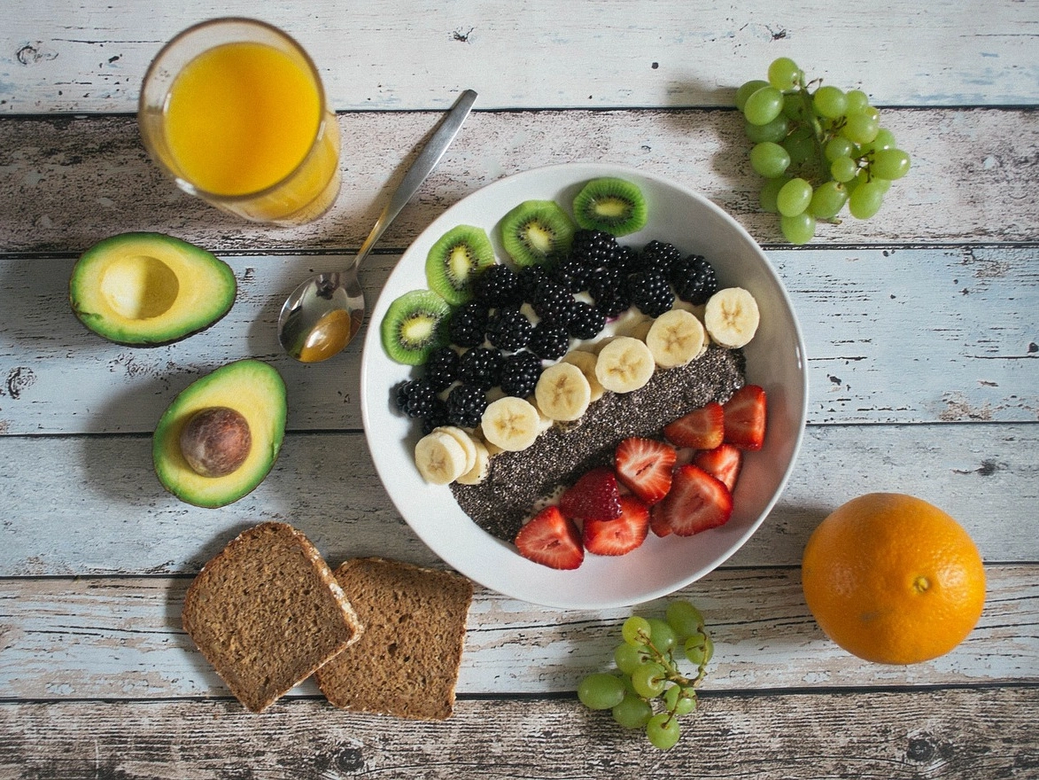 7 Mood-Boosting Foods That Support Emotional Well-Being