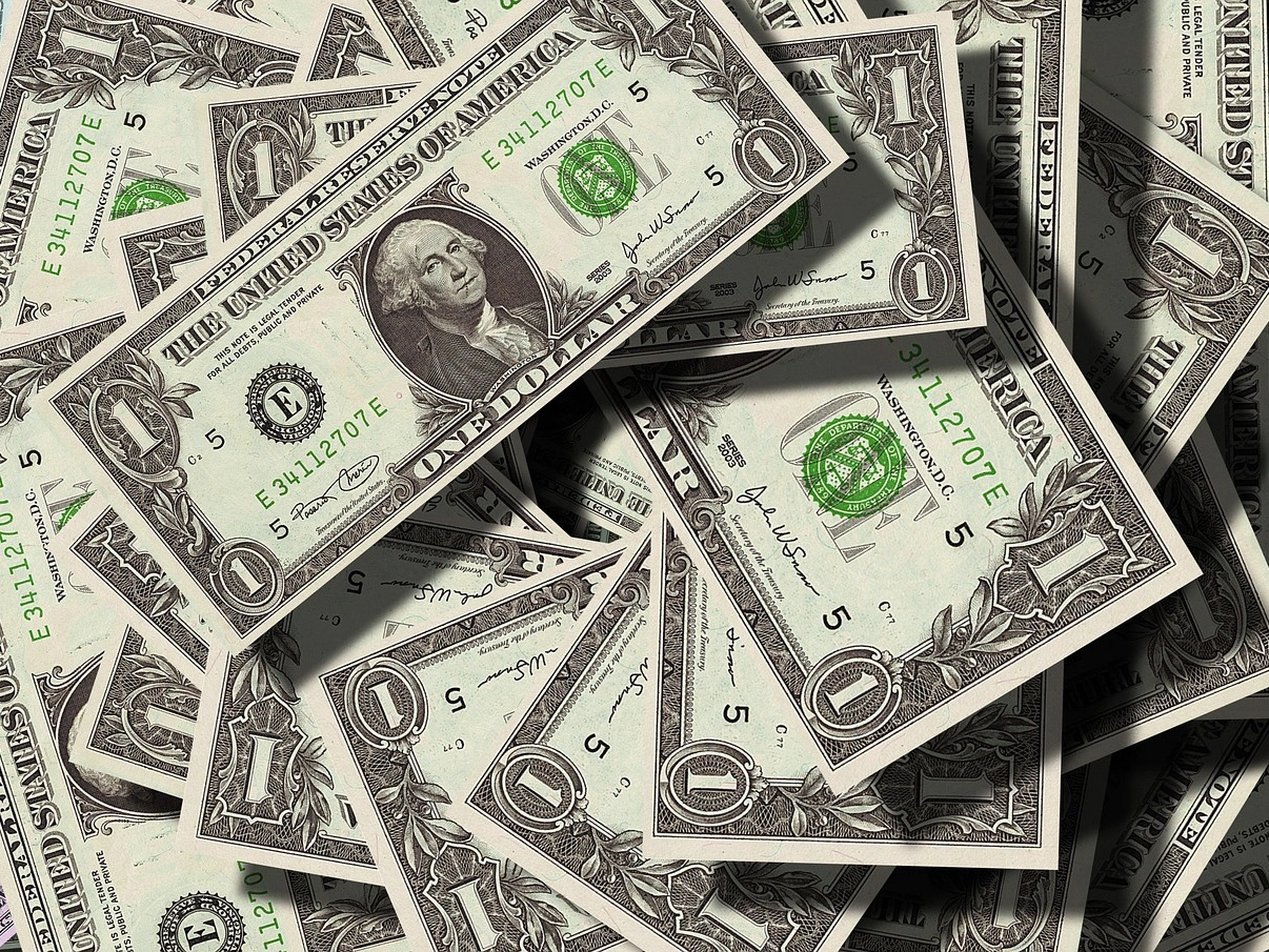 Managing Financial Stress: 7 Simple Tips for a Calmer Mindset
