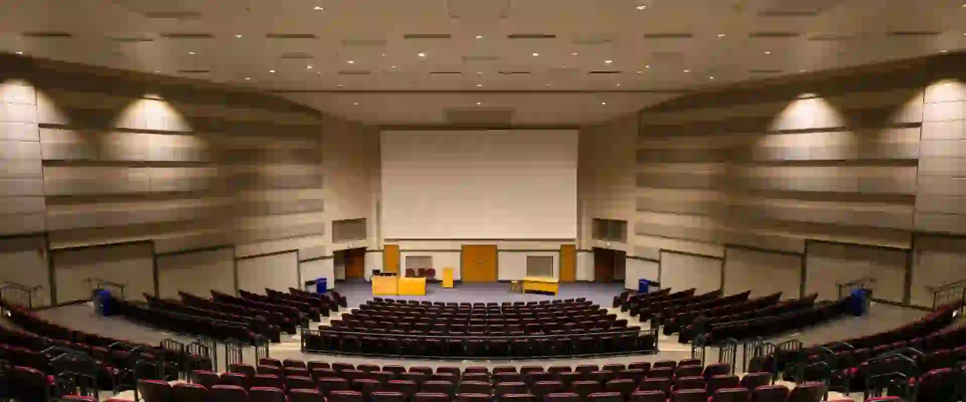 283-lecturehall-16725875087685.jpg