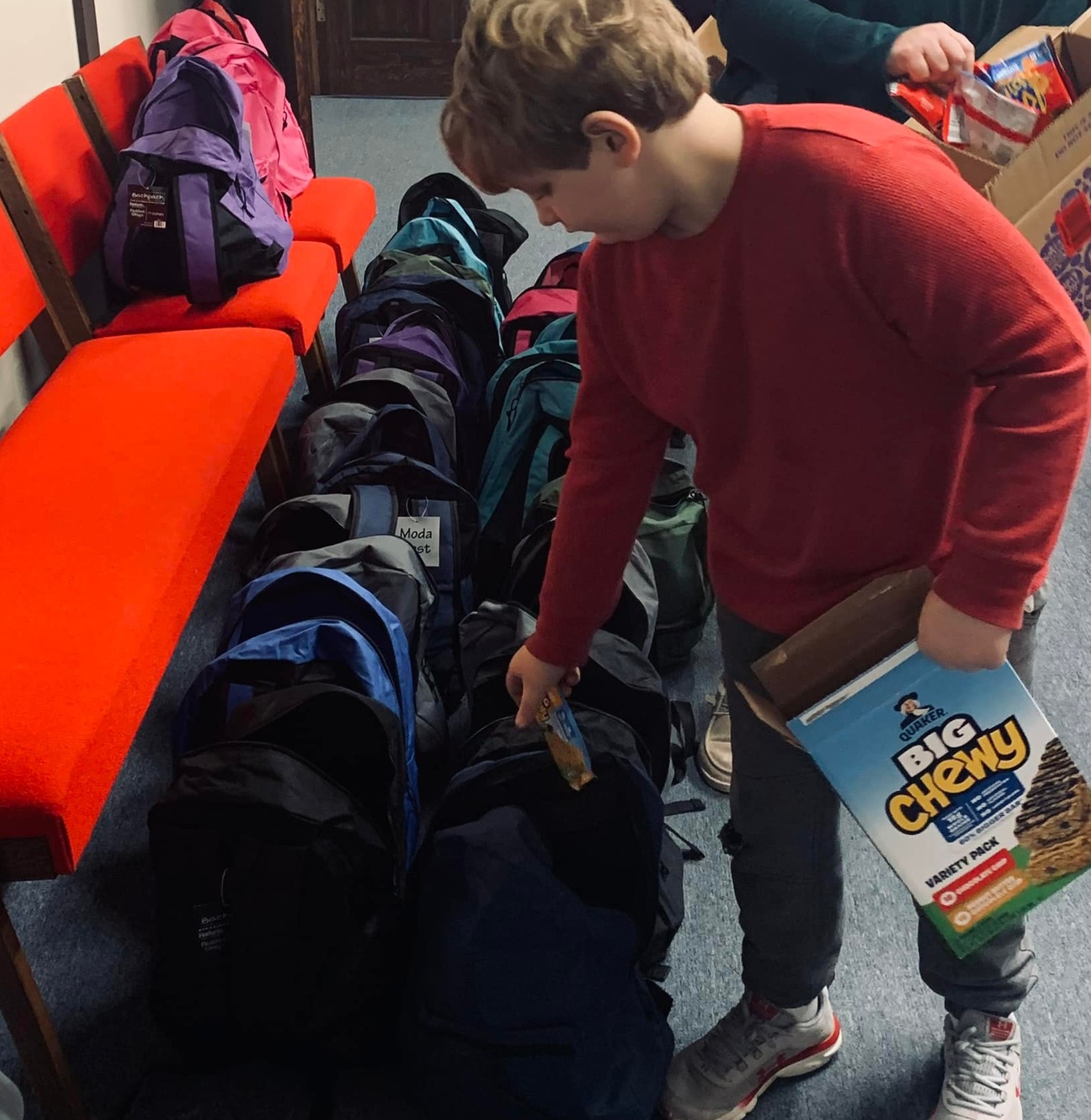 1021811636167972-backpacks-with-oren-16494322899541.jpg