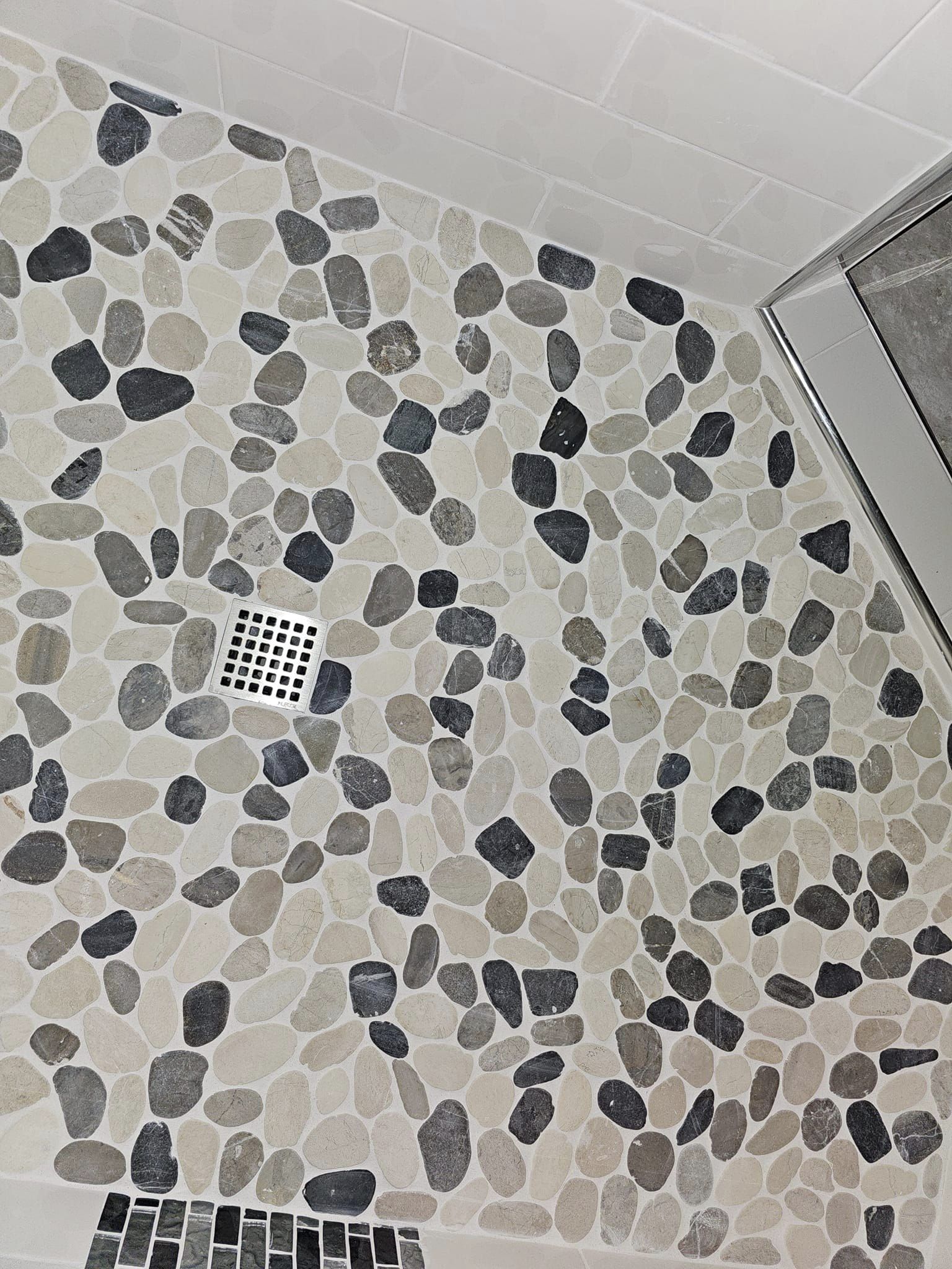 1052-ivory-lace-pebble-floor-17024016145804.jpg