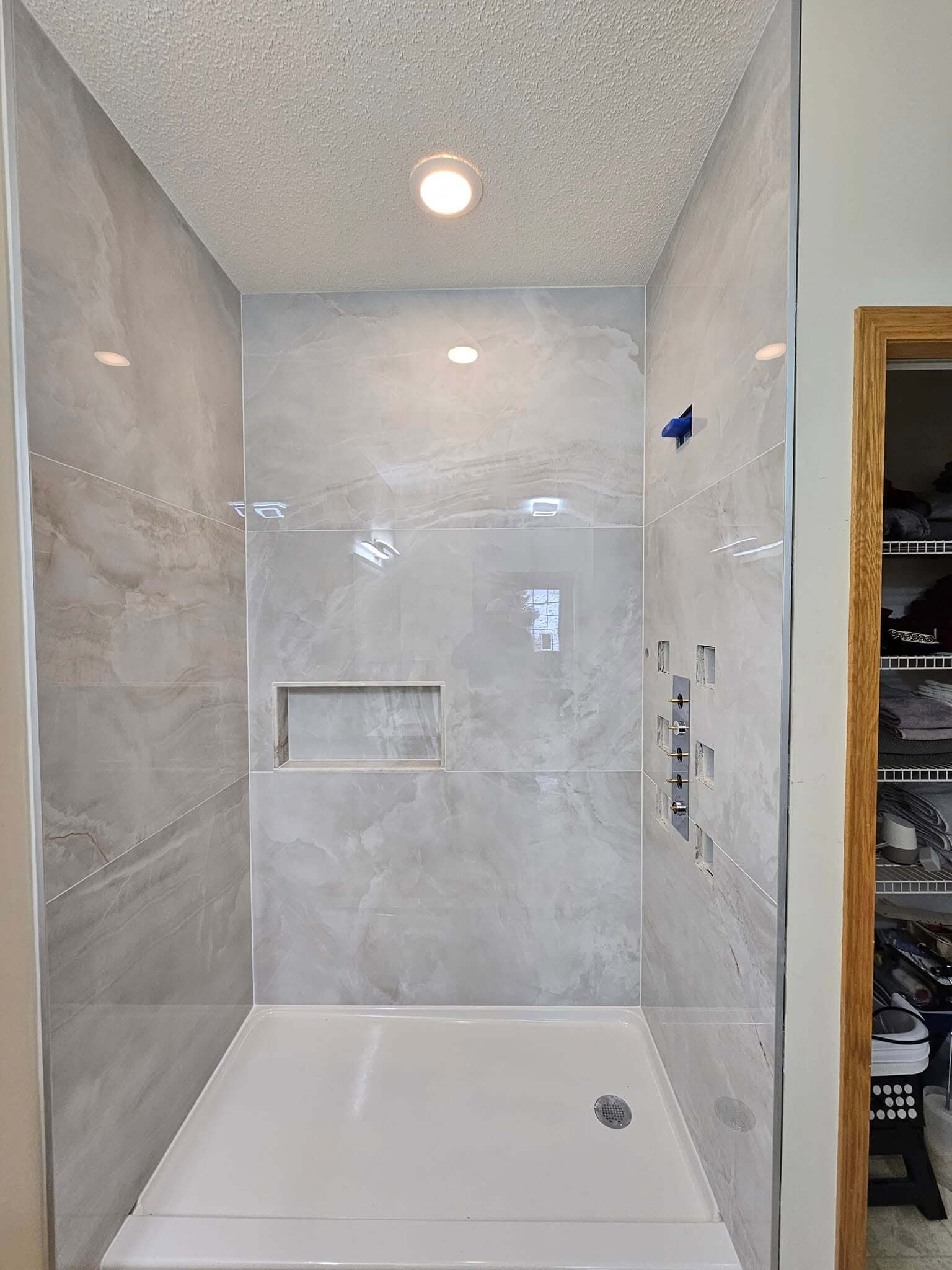 1052-large-format-shower-17337745661986.jpg