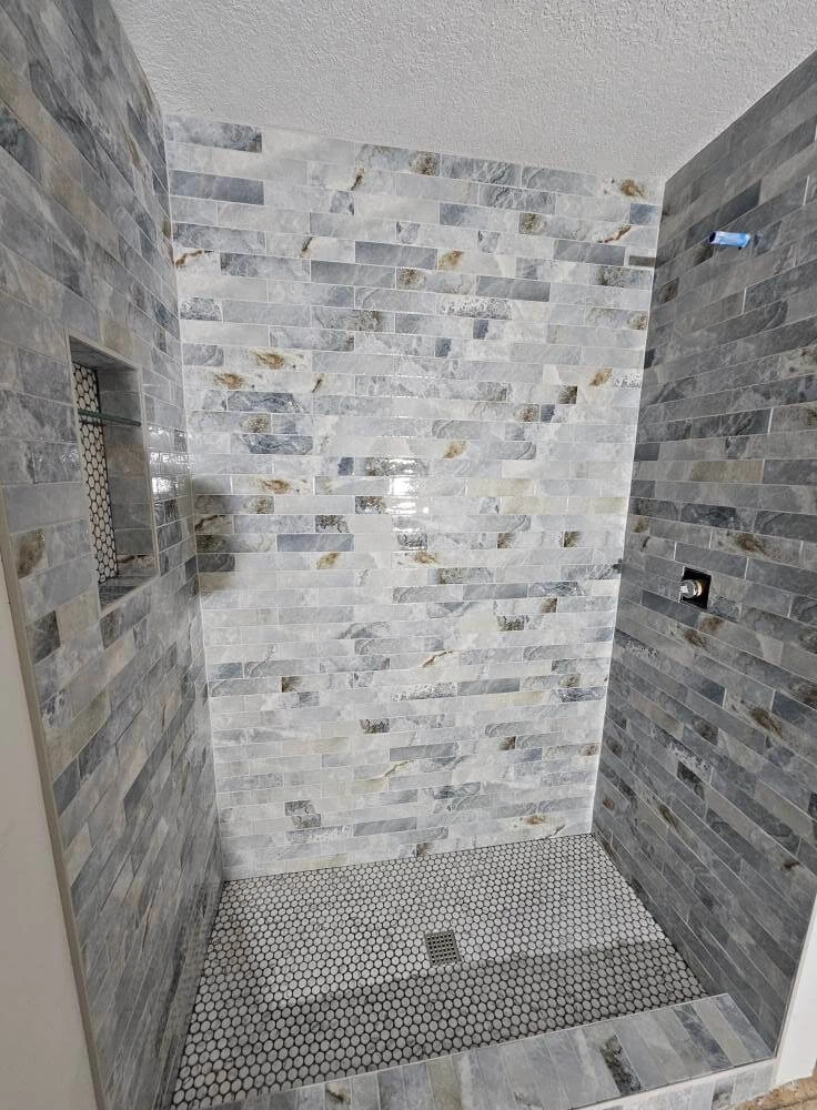 989-shower-1-17465500820789.jpg