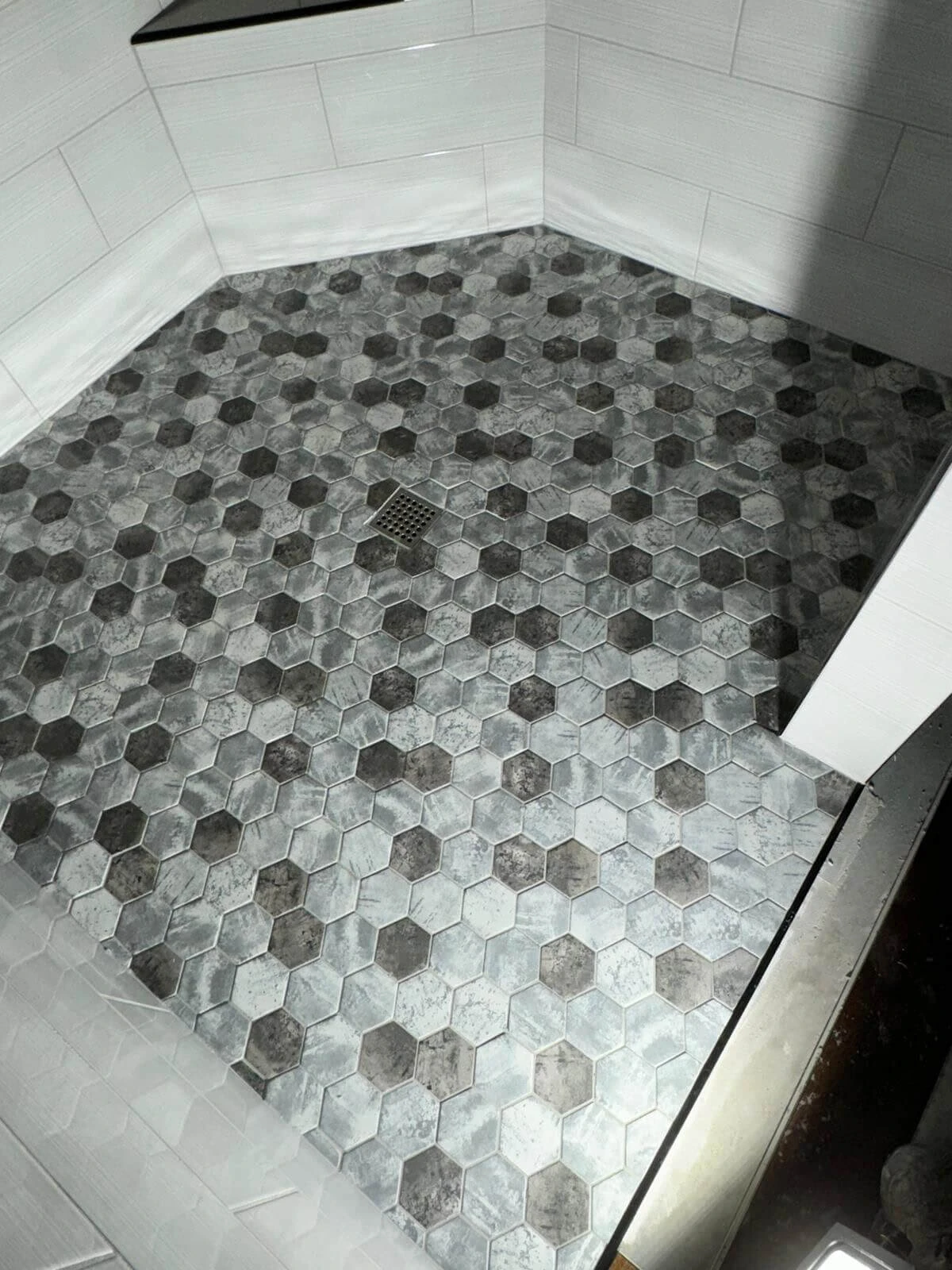 989-shower-floor---hex-17501020785386.jpg